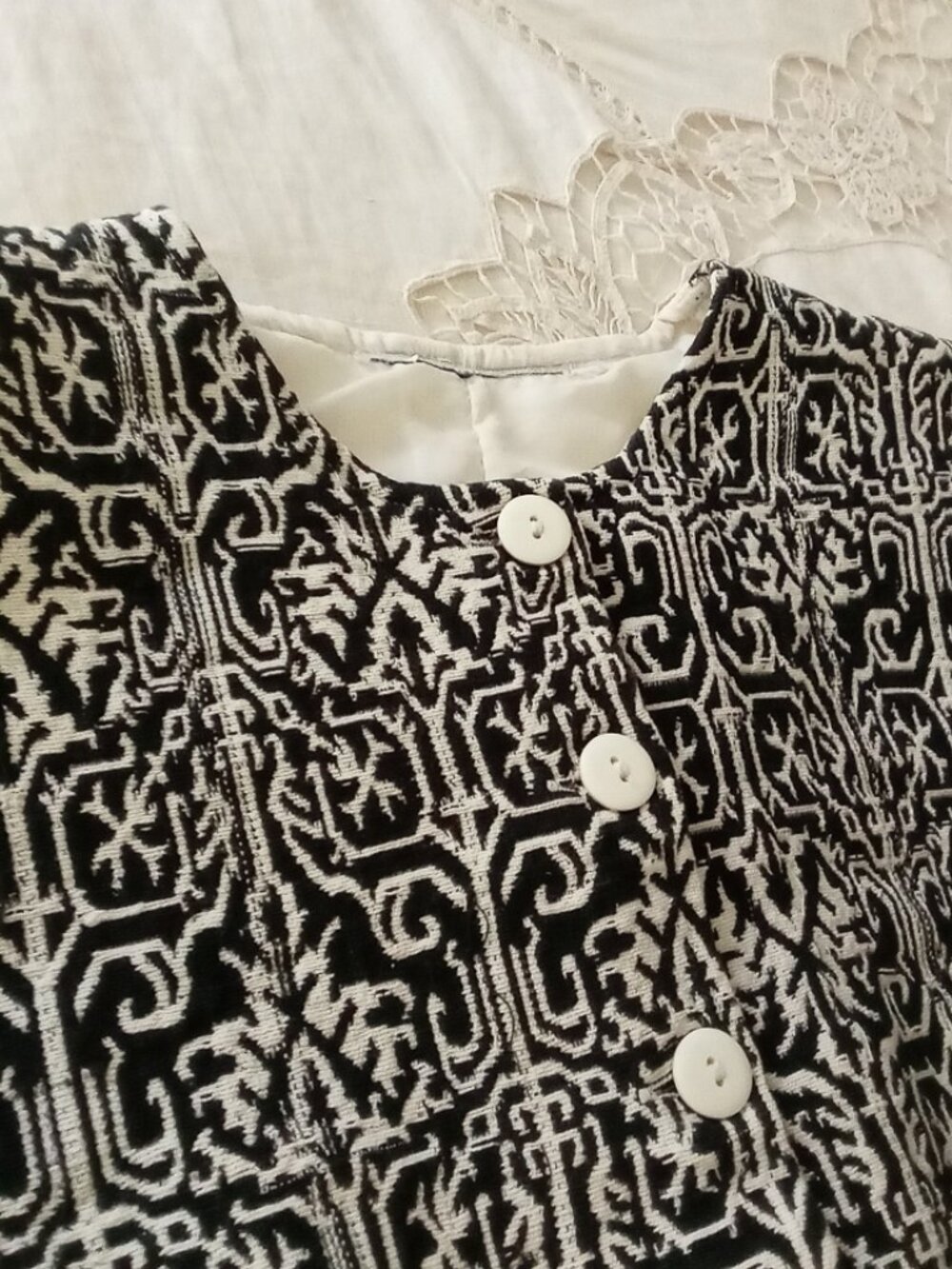 Vintage 90s Passports Pier 1 Tapestry Jacket Crop Woven Geometric Black White S